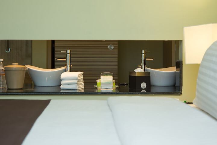 Room 13 of 55