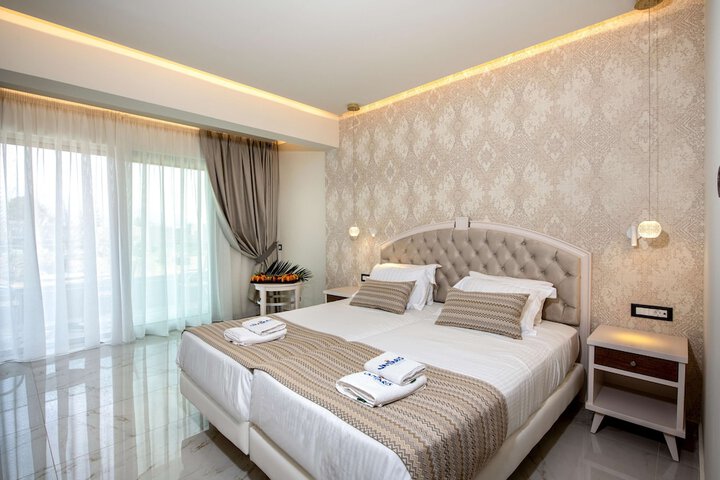 Room 35 of 156