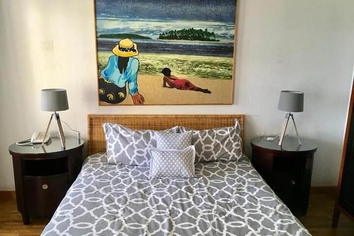 Room 12 of 65