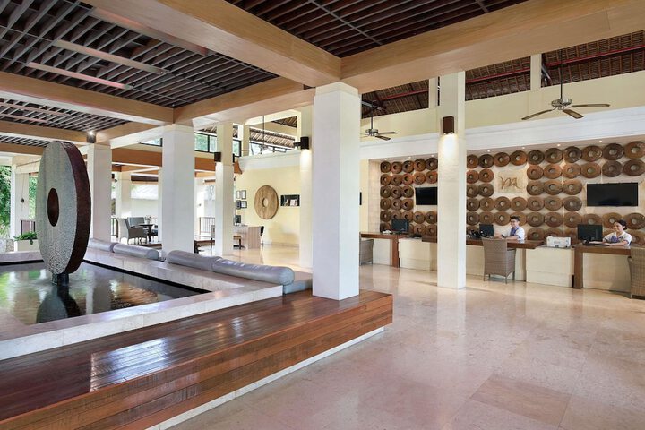 Hotel Interior 2 of 100