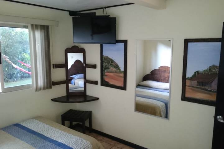 Room 10 of 91