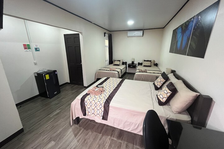 Room 5 of 21