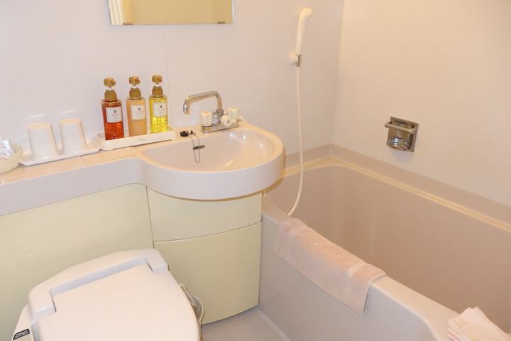 Room 19 of 29