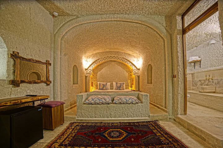 Room 30 of 53