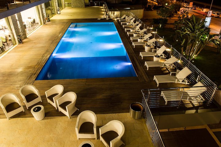 Pool 34 of 66