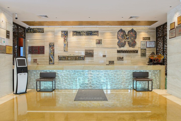 Hotel Interior 5 of 71