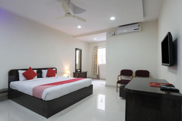 Room 5 of 5