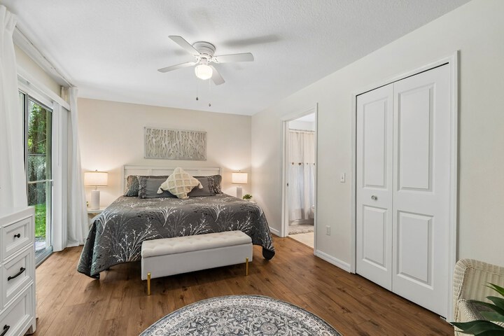 Room 15 of 44