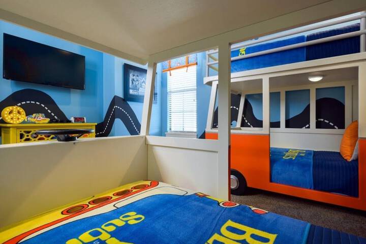 Room 10 of 62