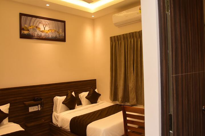 Room 7 of 17