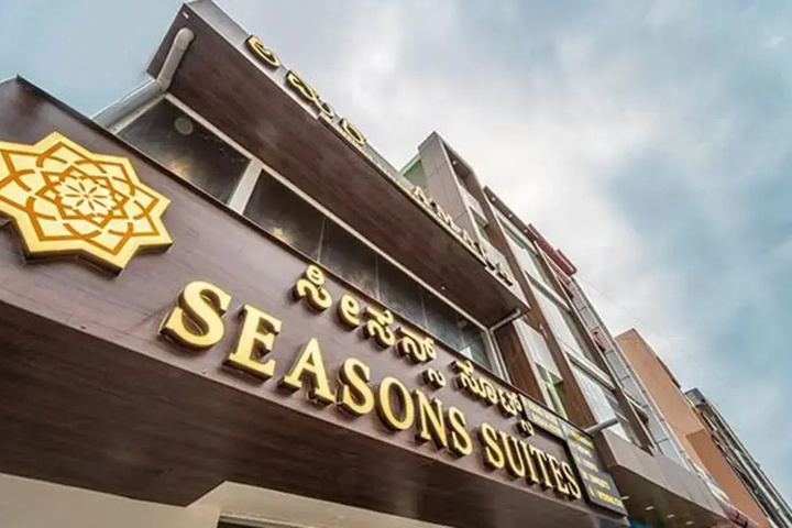FabHotel Prime Seasons Suites HBR