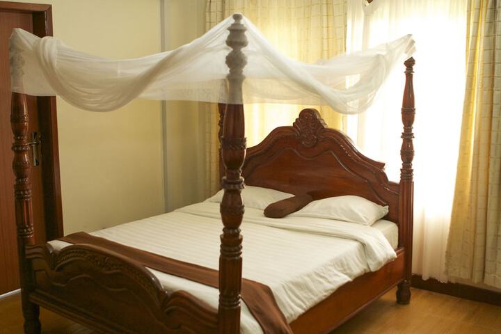Room 6 of 55