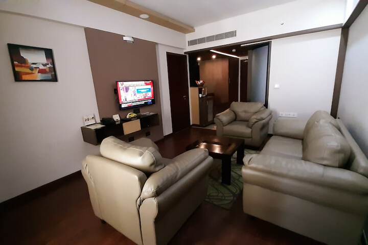 Room 10 of 75