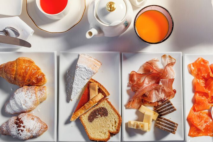 Breakfast/Coffee Service 93 of 116