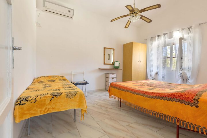 Room 3 of 15