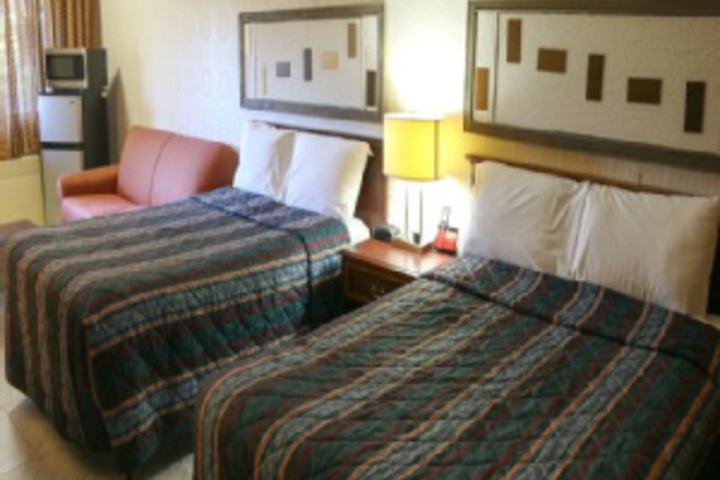 Room 105 of 156