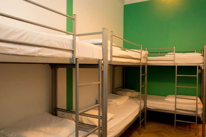 Room 7 of 23