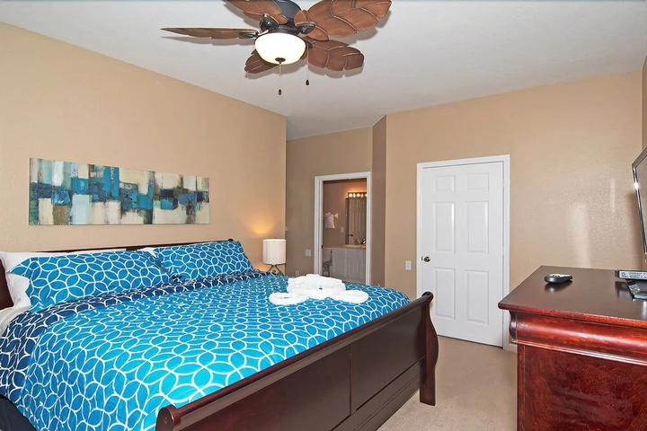 Room 6 of 41