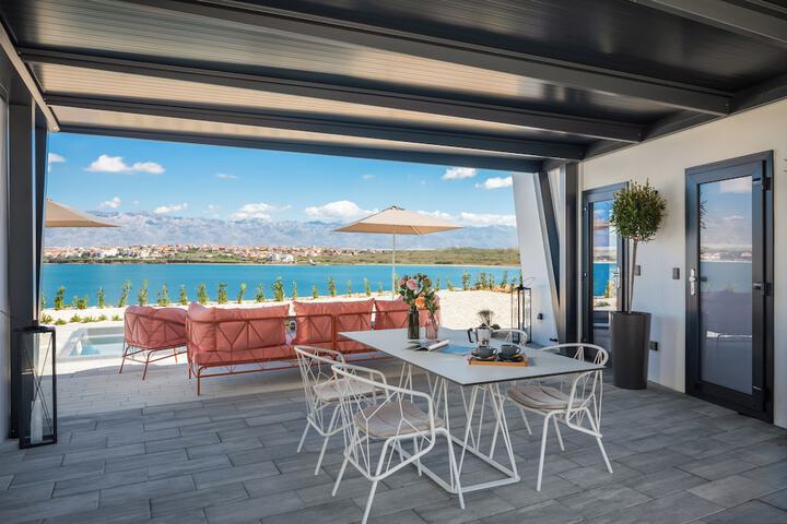 Terrace/Patio 71 of 222