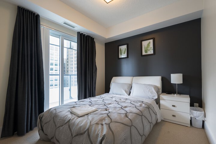 Room 2 of 30