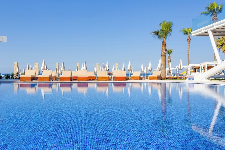 Flamingo Paradise Beach Hotel Adults Only