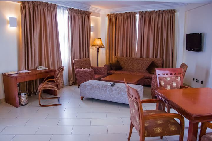 Room 25 of 115