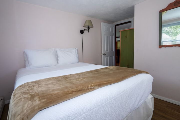 Room 15 of 125