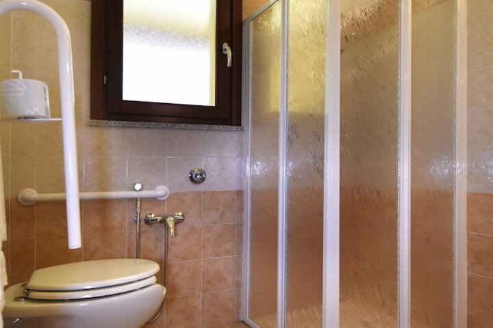 Room 20 of 83