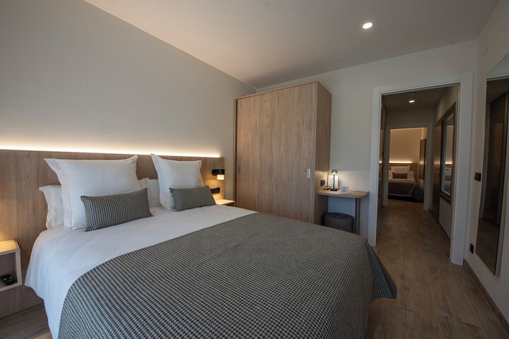 Room 32 of 88
