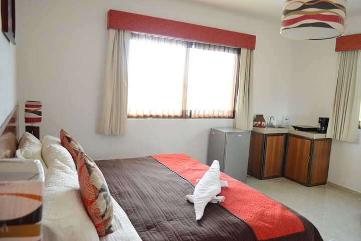 Room 18 of 80