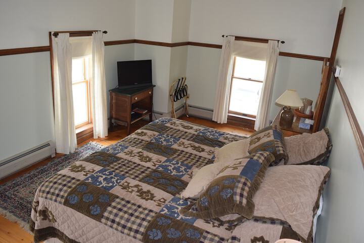 Room 5 of 36