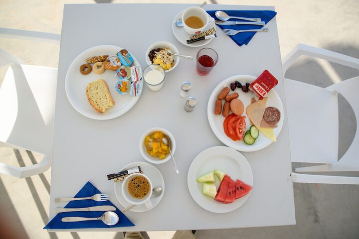Breakfast/Coffee Service 67 of 71