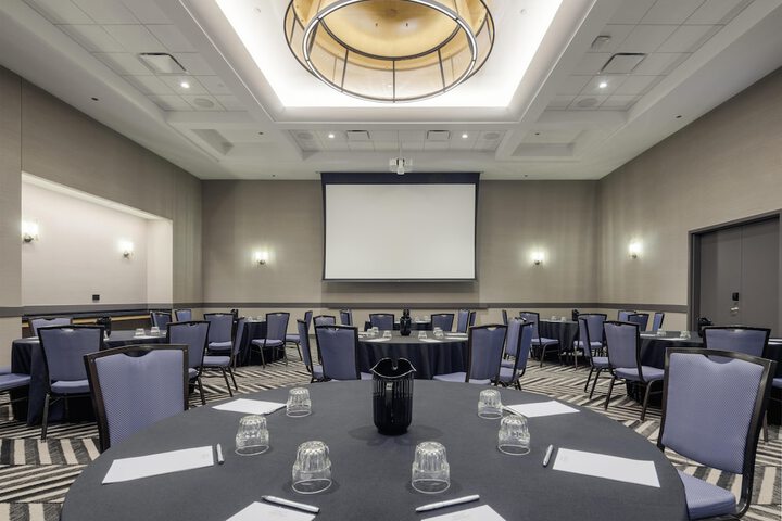 Meeting facility