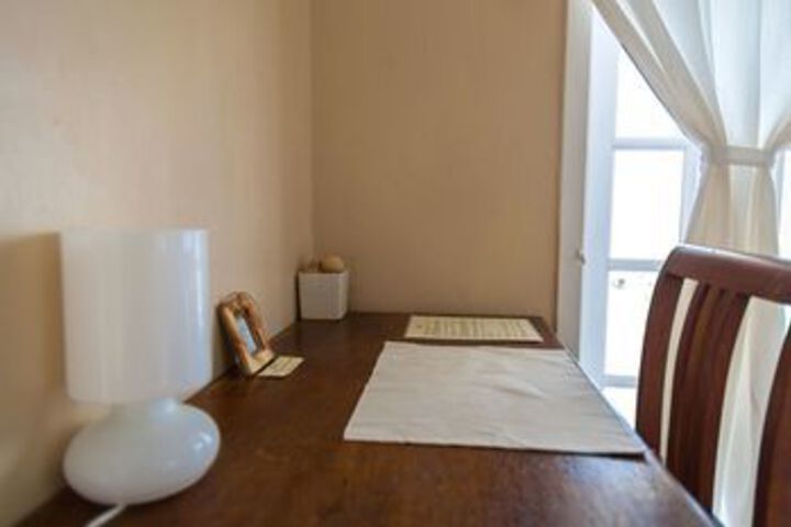 Room 33 of 48