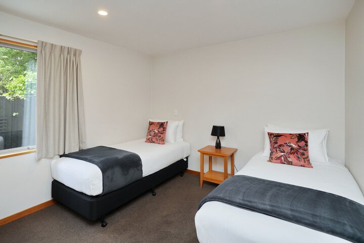 Room 5 of 45