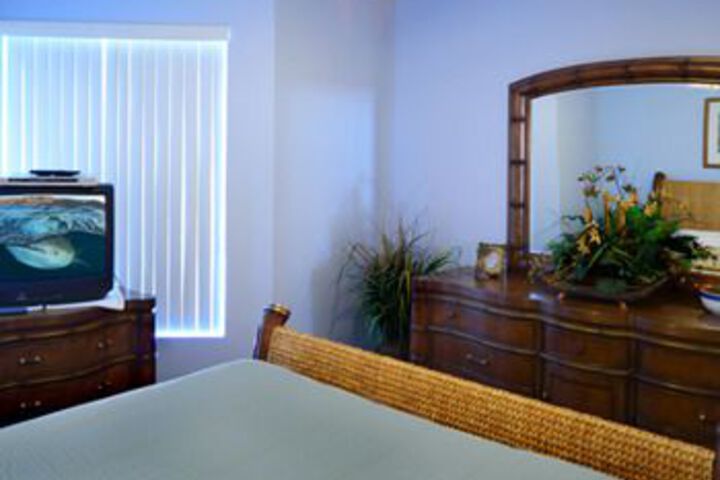 Room 18 of 38