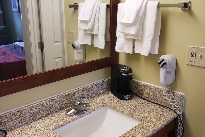 Bathroom sink