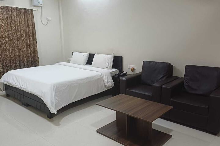 Room 20 of 95