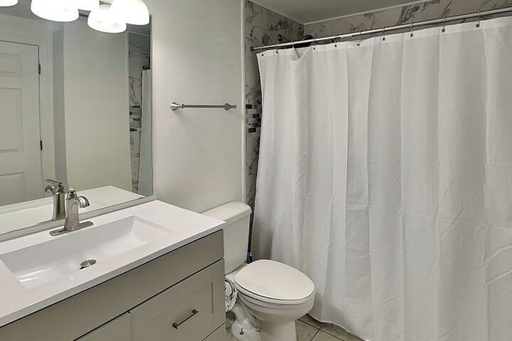 Room 136 of 217