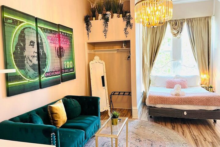 Room 45 of 181