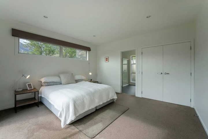 Room 3 of 13