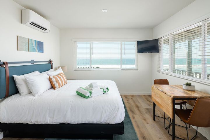 Room 27 of 140