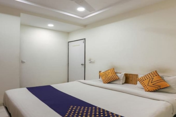 Room 14 of 26