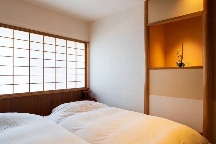 Room 29 of 83