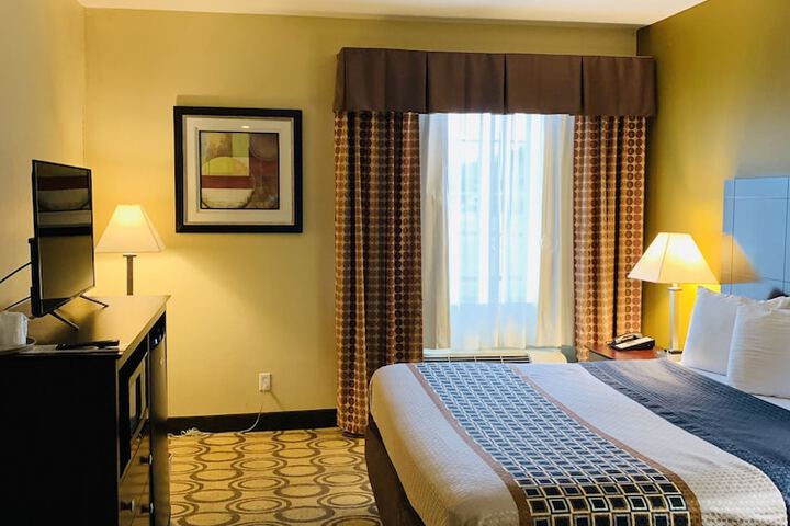 Room 26 of 74
