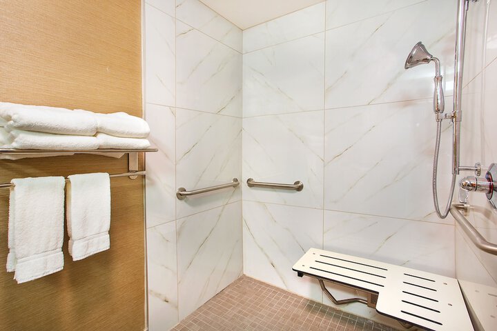 2 Queen Beds Suite (3 of 6)