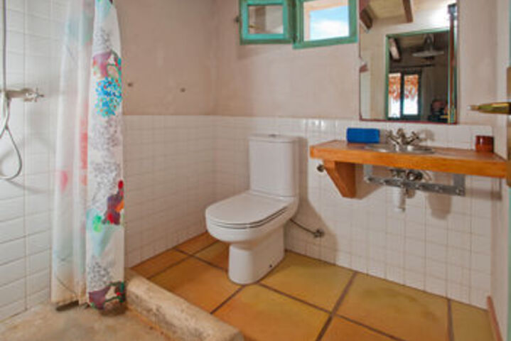 Room 7 of 46