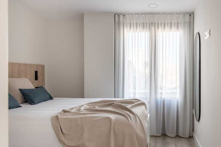Room 7 of 35