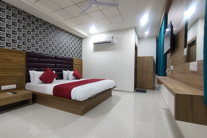 Room 44 of 56
