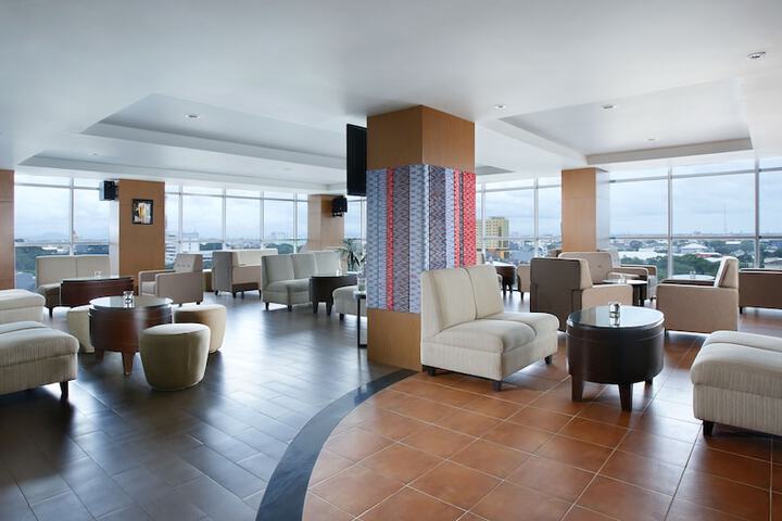Hotel Interior 7 of 37